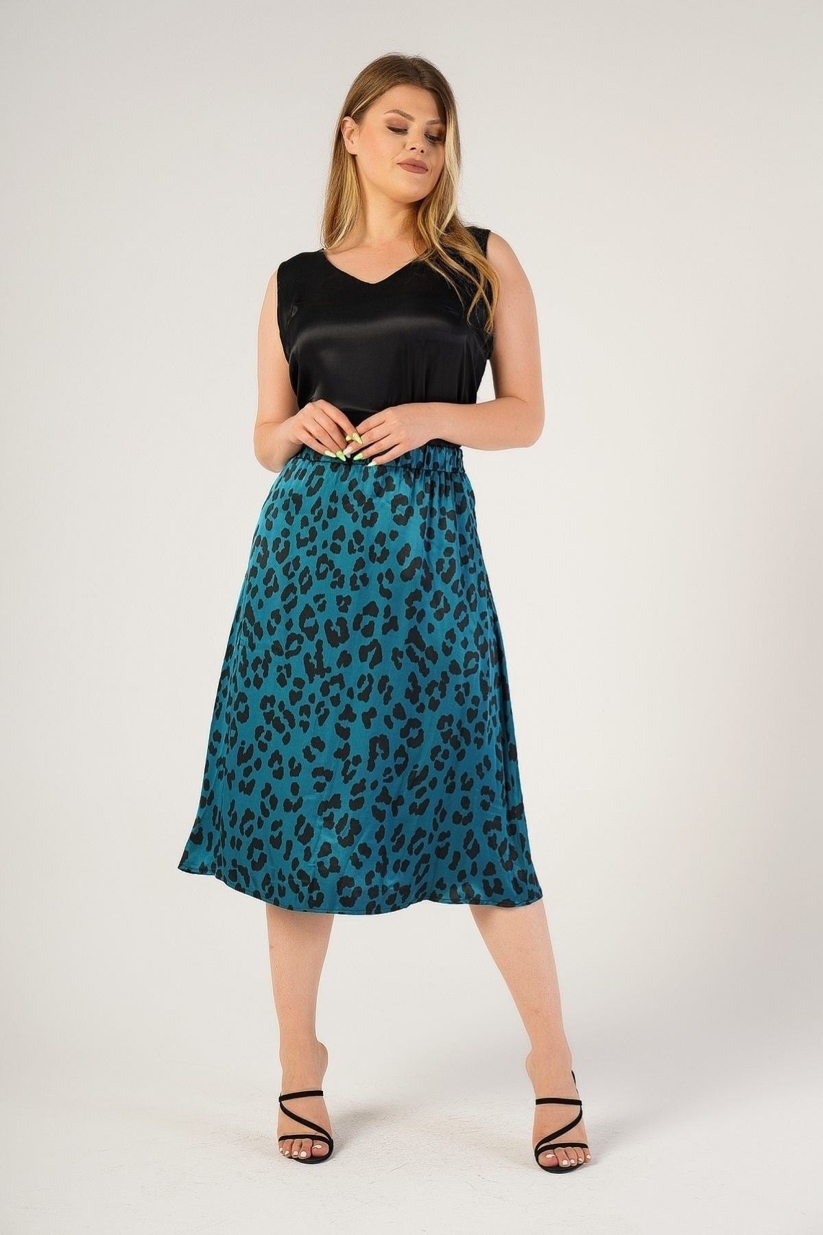 Plus Size Leopard Print Skirt 230700016