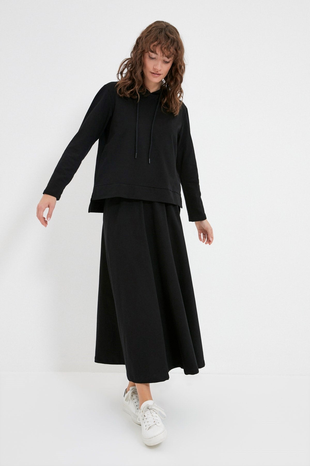 Black Hooded Sweatshirt-skirt Knitted Suit Tctaw22us0027