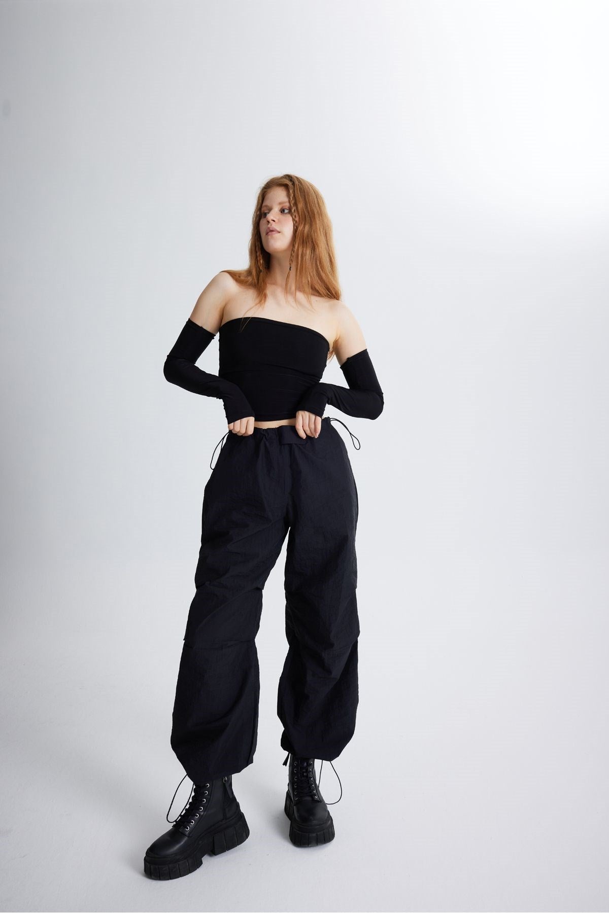 Elastic Parachute Pants With Adjustable Waist And Leg Black Hlss23-00051