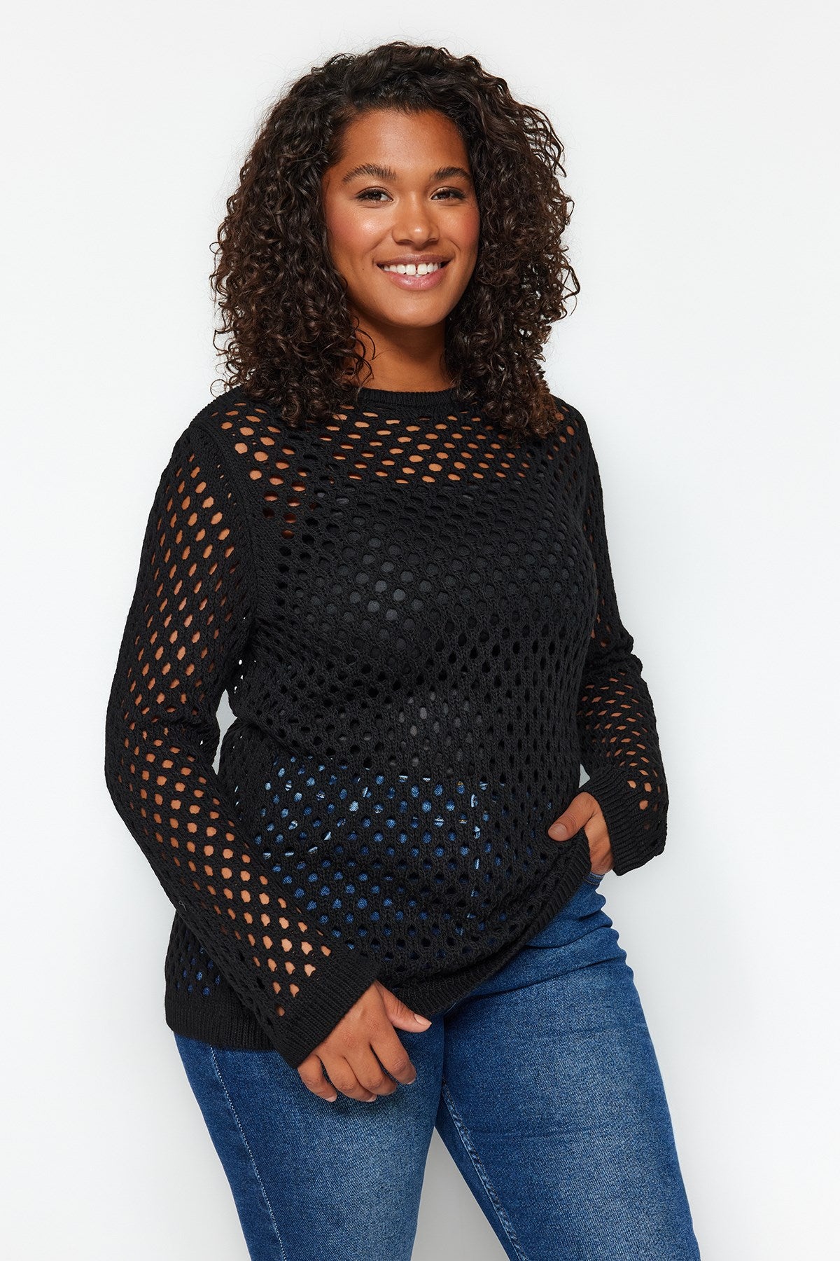 Black Open/perforated Knitwear Sweater Tbbaw24an00092