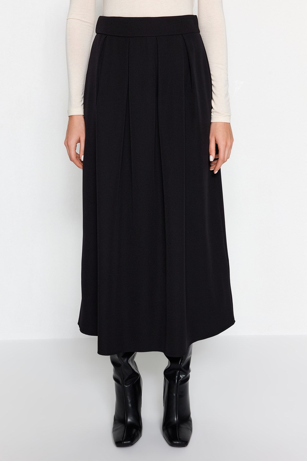 Black Pleated Woven Skirt Tctaw24ee00011