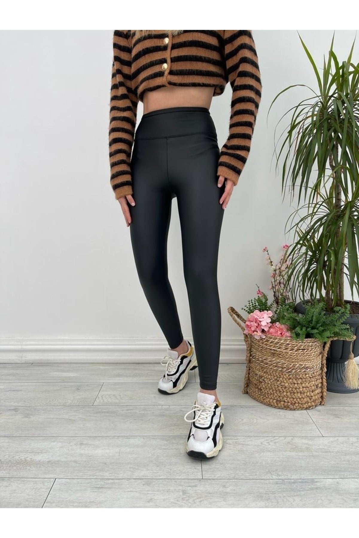 Matte Leather Leggings 1740