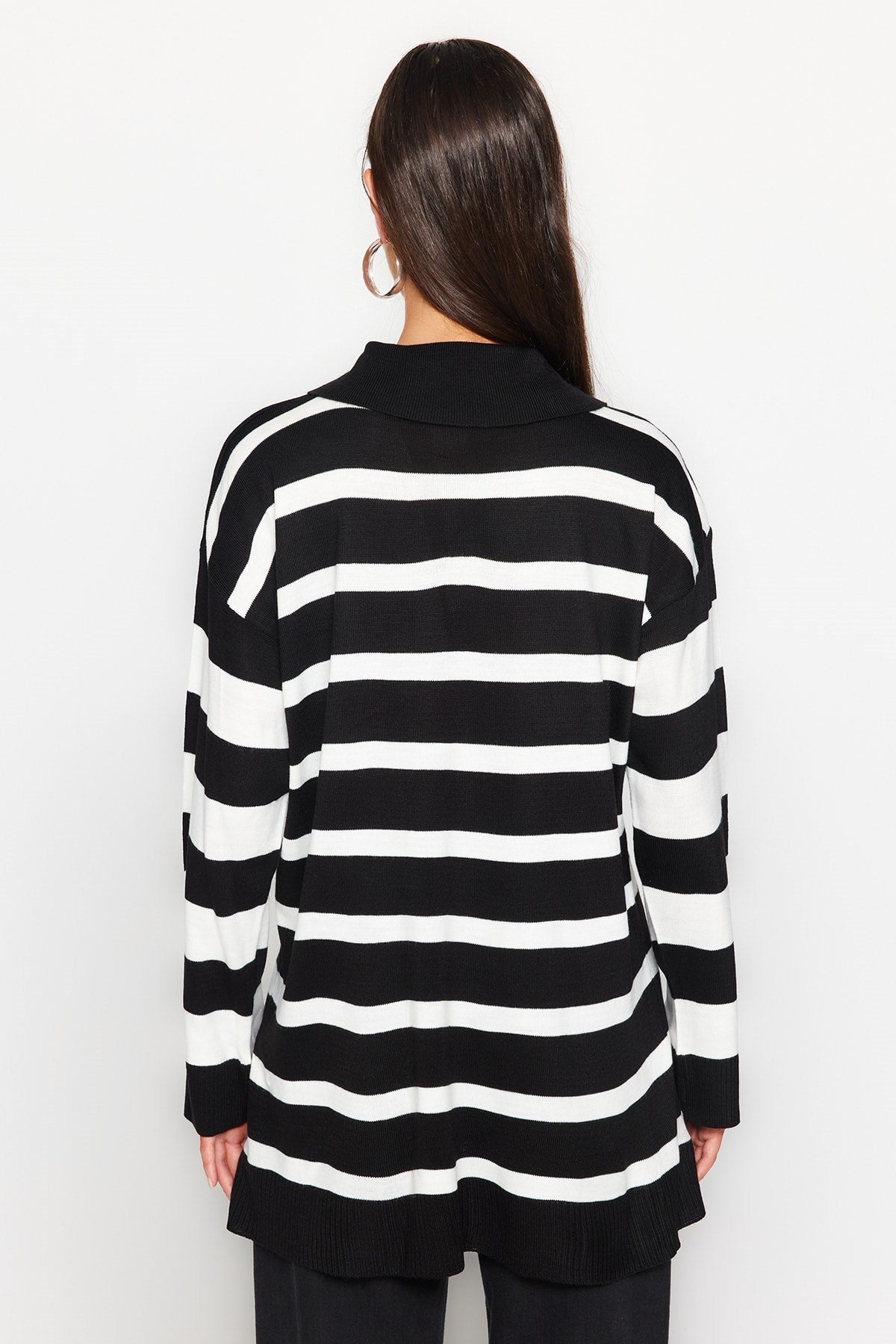 Black White Polo Neck Striped Knitwear Sweater Tctaw24ak00045