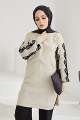 Sleeve Embroidered Knitwear Sweater Kyd100