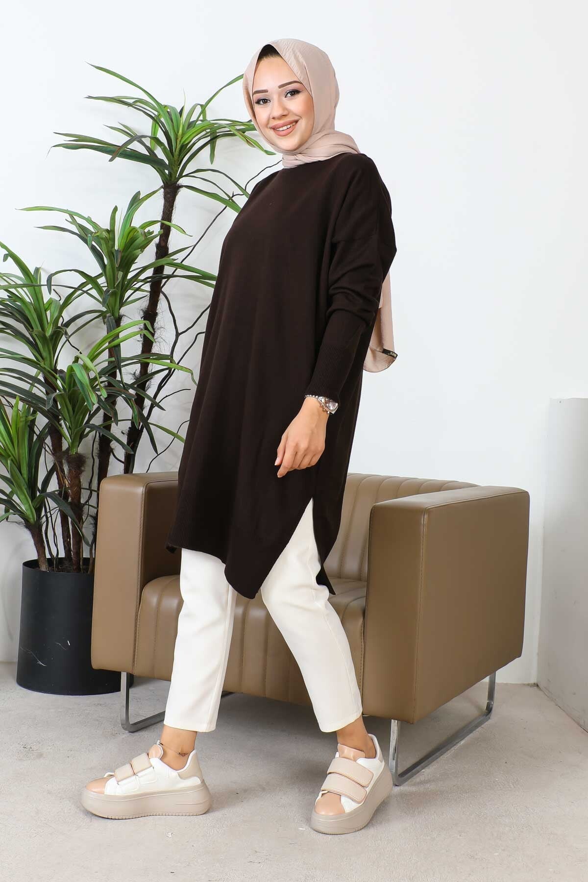 Brown Crew Neck Slit Knitwear Tunic Imj002479