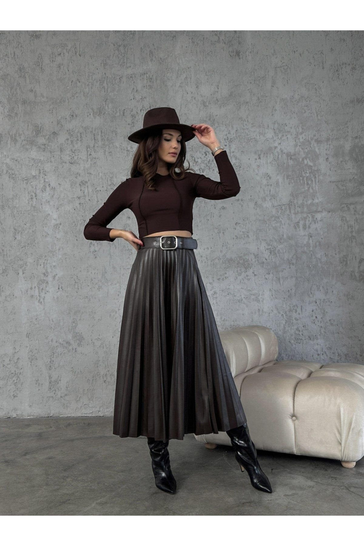 Leather Skirt With Tulle Pleat Belt 37007