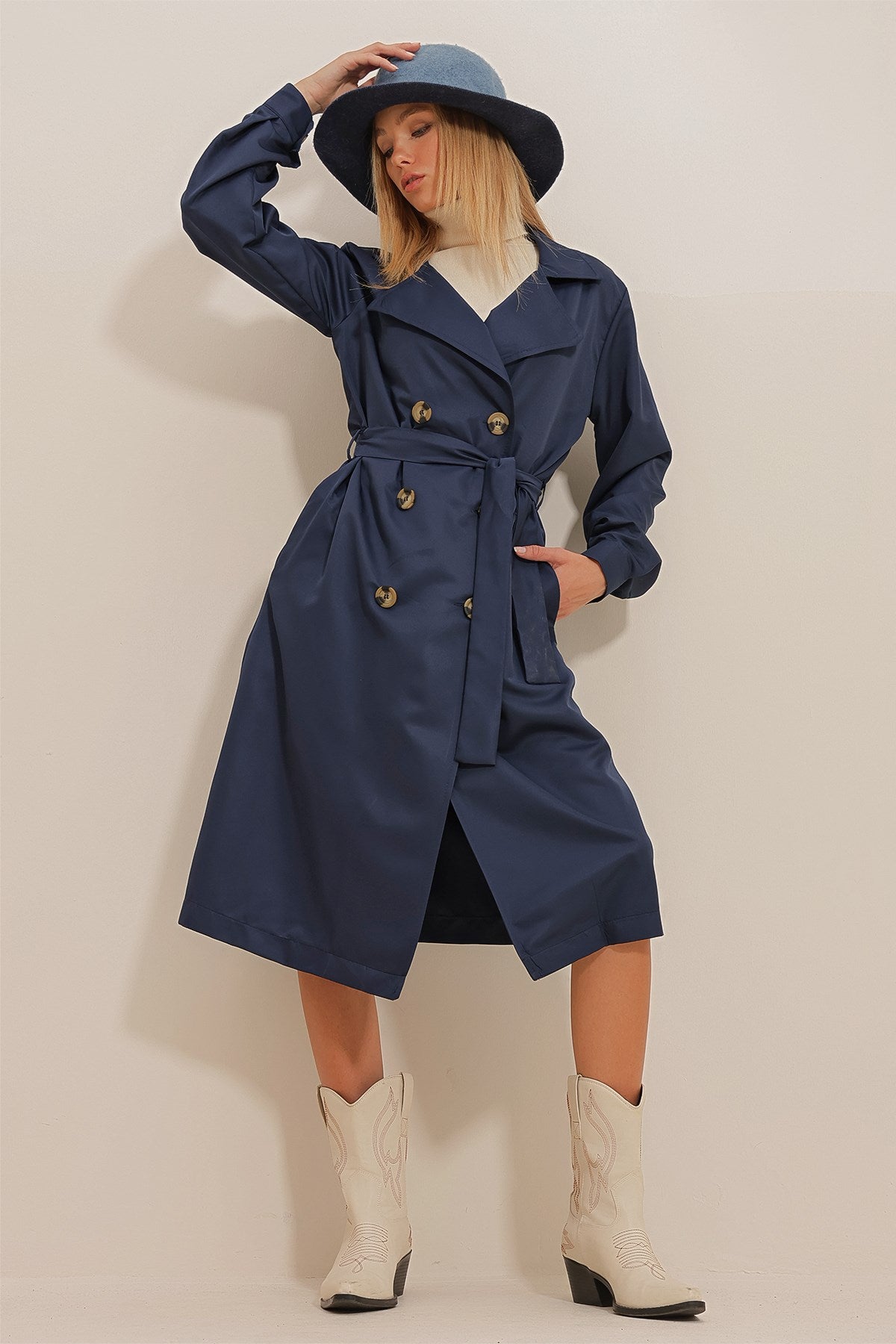 Women's Navy Blue Double-breasted Collar Waist Belted Sleeves Cuffed Seasonal Trench Coat Alc-x10980