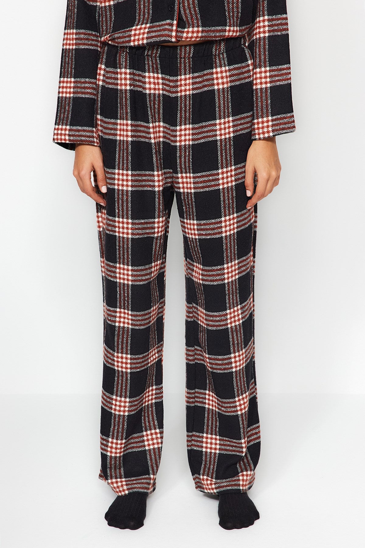 Black-multicolor Premium Plaid Shirt-pants Woven Sleepwear Set Thmaw24pt00256