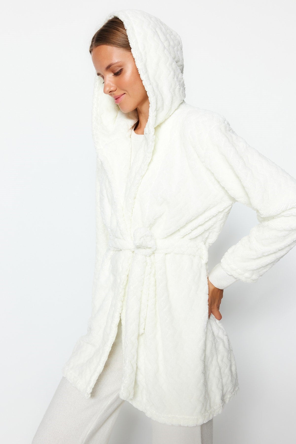 Ecru Premium Patterned Hooded Wellsoft Knitted Dressing Gown Thmaw24sb00001