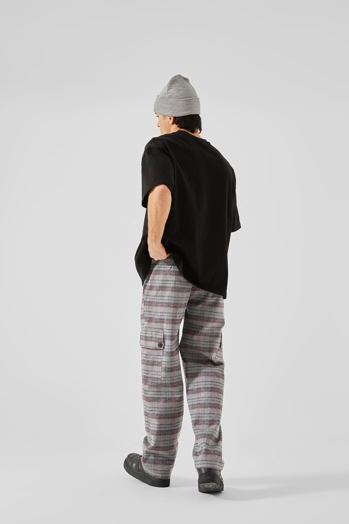 Plaid Pattern Gray Cargo Pocket Pajamas Flaw-148-002-073