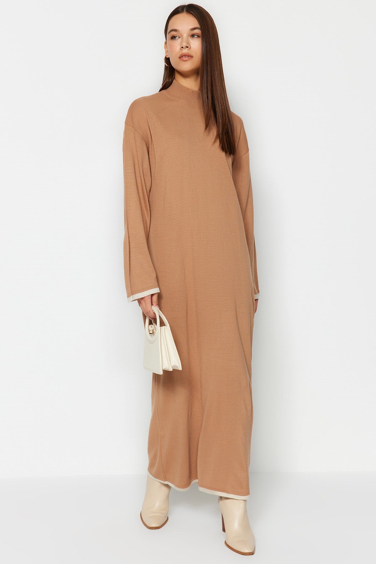 Beige Casual Cut Long Knitwear Dress Tctaw24eb00032