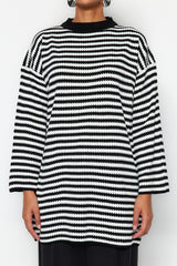 Black Striped Knitwear Sweater Tctaw24ak00043