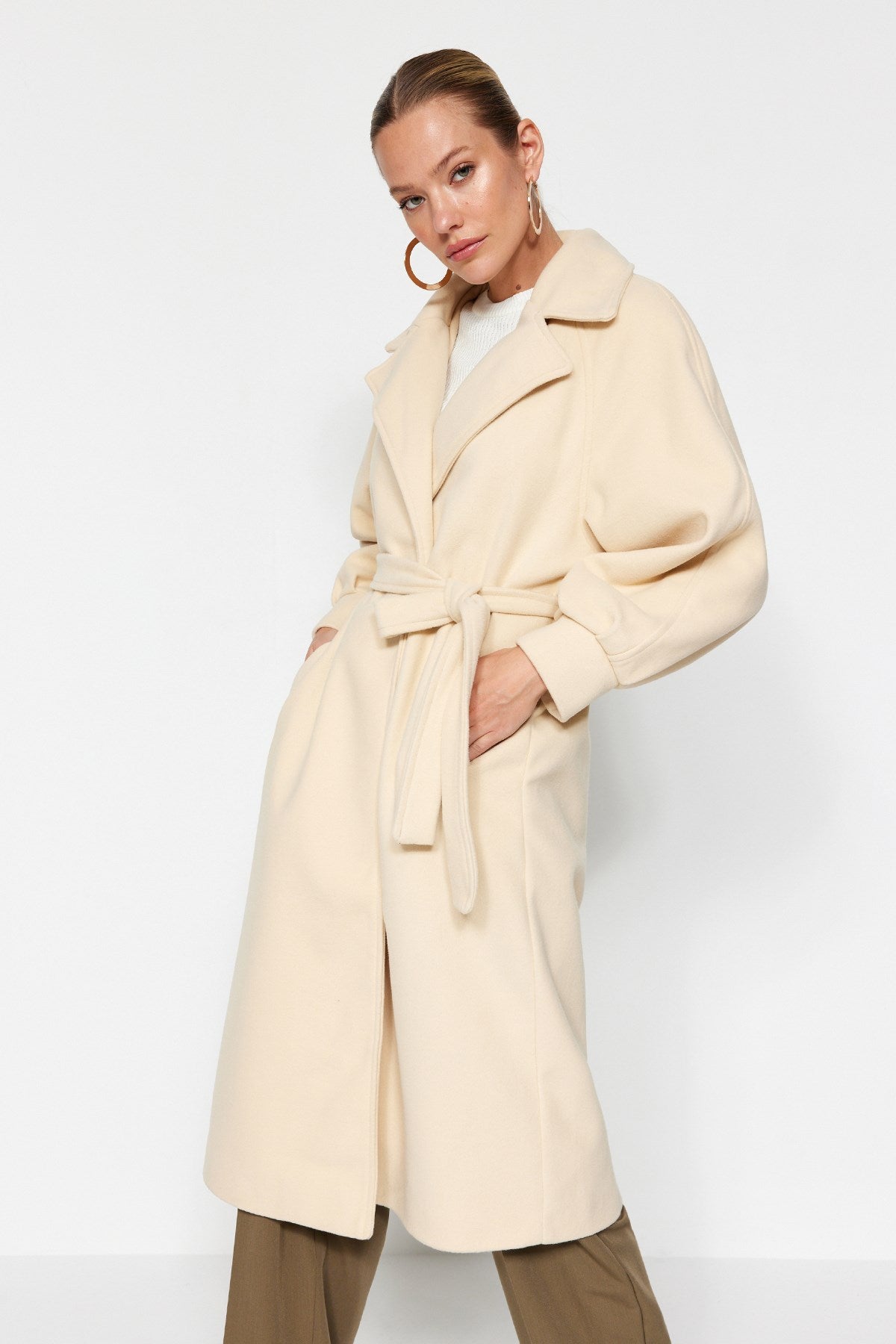 Ecru Oversize Wide Cut Belted Balloon Sleeve Detailed Long Cashmere Coat Twoaw24kb00173