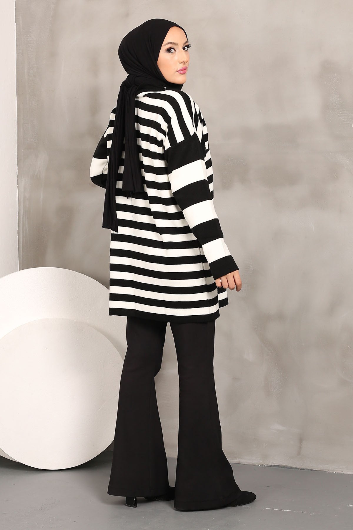 Black Striped Zipper Knitwear Tunic Imj002666