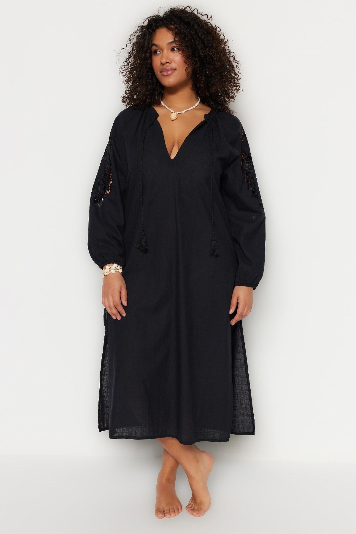 Black Embroidery Detailed Woven Kimono&kaftan Tbbss23de00009