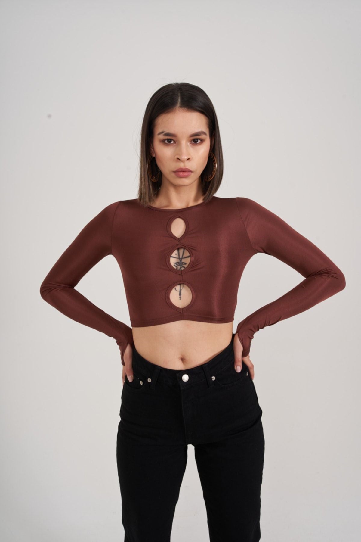 Crew Neck Long Sleeve Chest Detailed Crop Frank Blouse Black Hlfrankblouse