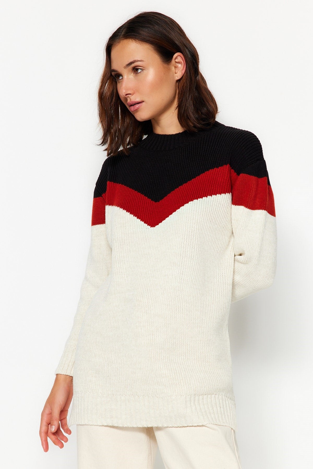 Black Ecru Color Block Striped Knitwear Sweater Tctaw24ak00154