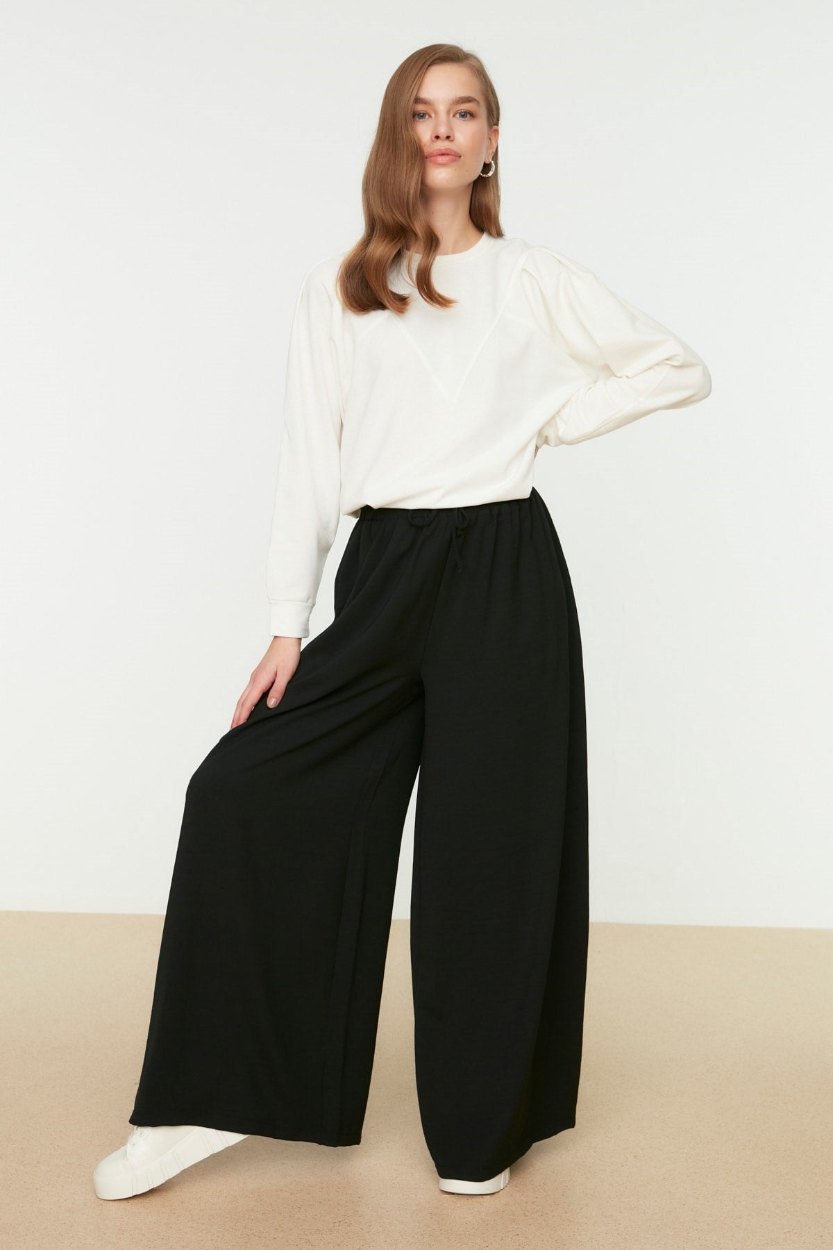 Black Loose Leg Woven Pants Tctss22pl0240