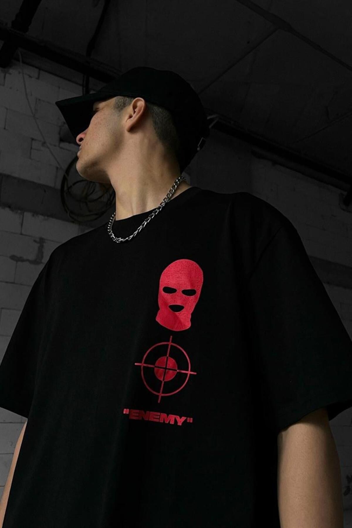 Enemies Back Printed Black Oversize T-shirt Flaw-036-005-060