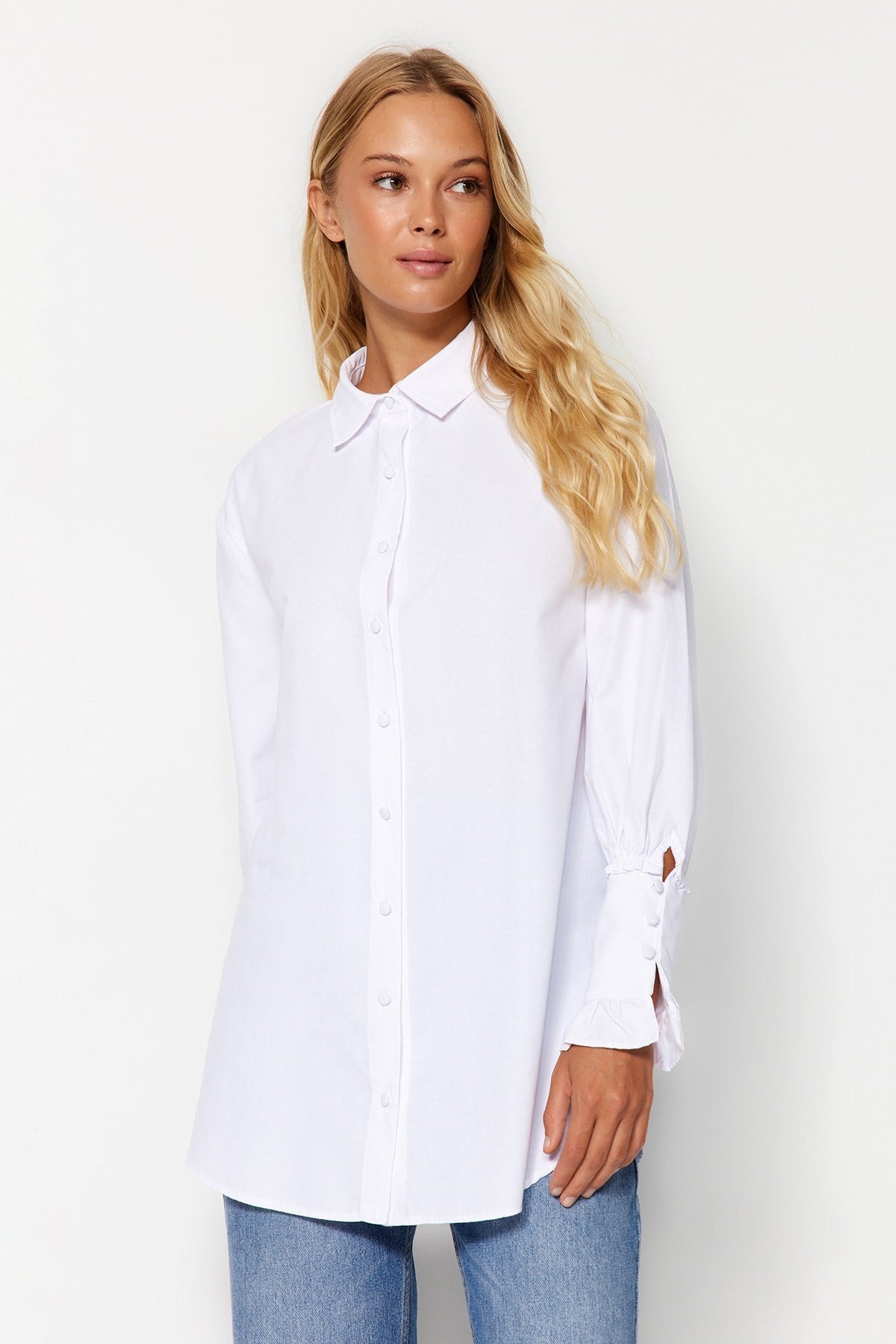 White Ruffle Detailed Cotton Woven Shirt Tctaw24tg00016