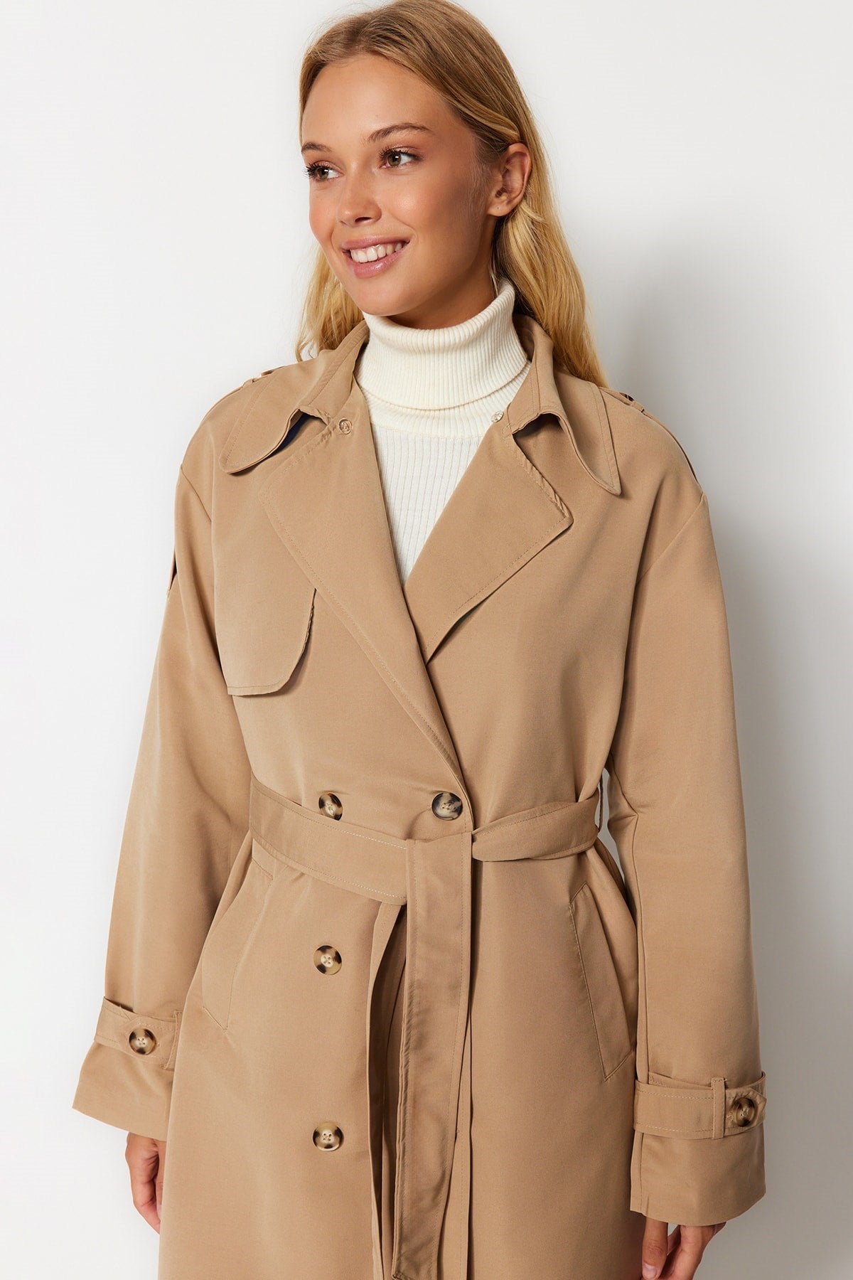 Beige Oversize Wide Cut Collar Plush Detailed Water Repellent Long Trench Coat Twoaw24tr00010