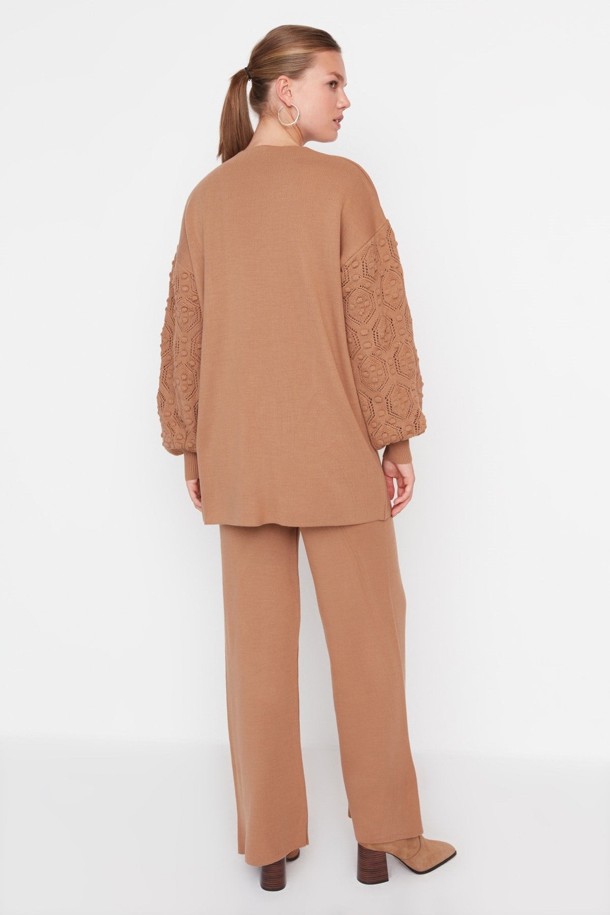 Beige Sleeves Openwork Knitted Sweatshirt-pants Knitwear Suit Tctaw23us00087