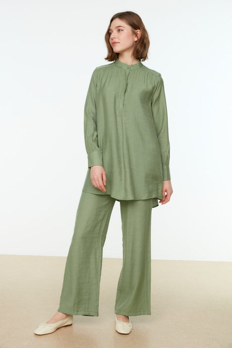 Green Half Hidden Patched Shoulder Detailed Tunic-pants Woven Suit Tctss22us0098