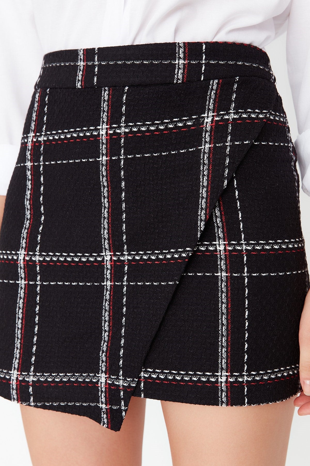 Black Checkered Mini Woven Skirt Twoaw23et00050