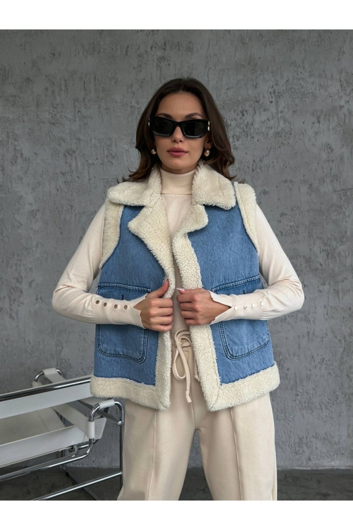 Denim Vest With Blue Inner Fur 939054