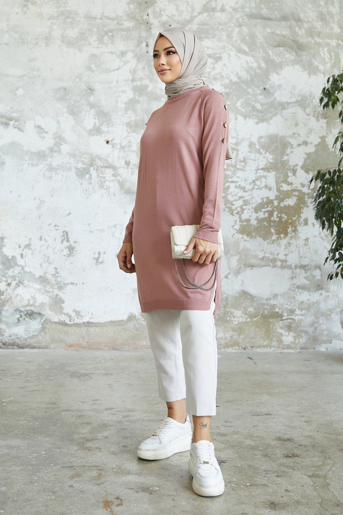 Button Detailed Slit Knit Sweater Tdm100