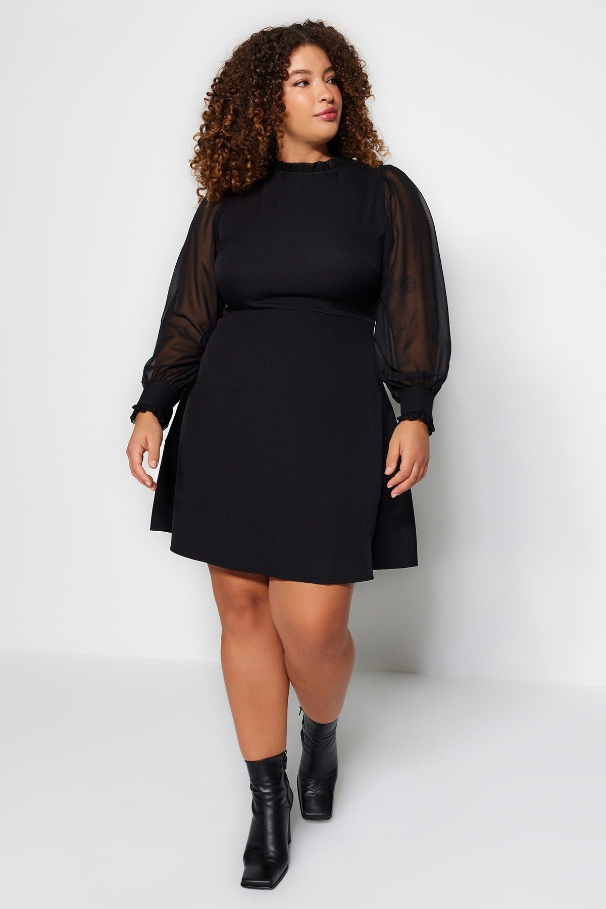 Black Plain Basic Maxi Woven Plus Size Dress Tbbaw24ah00049