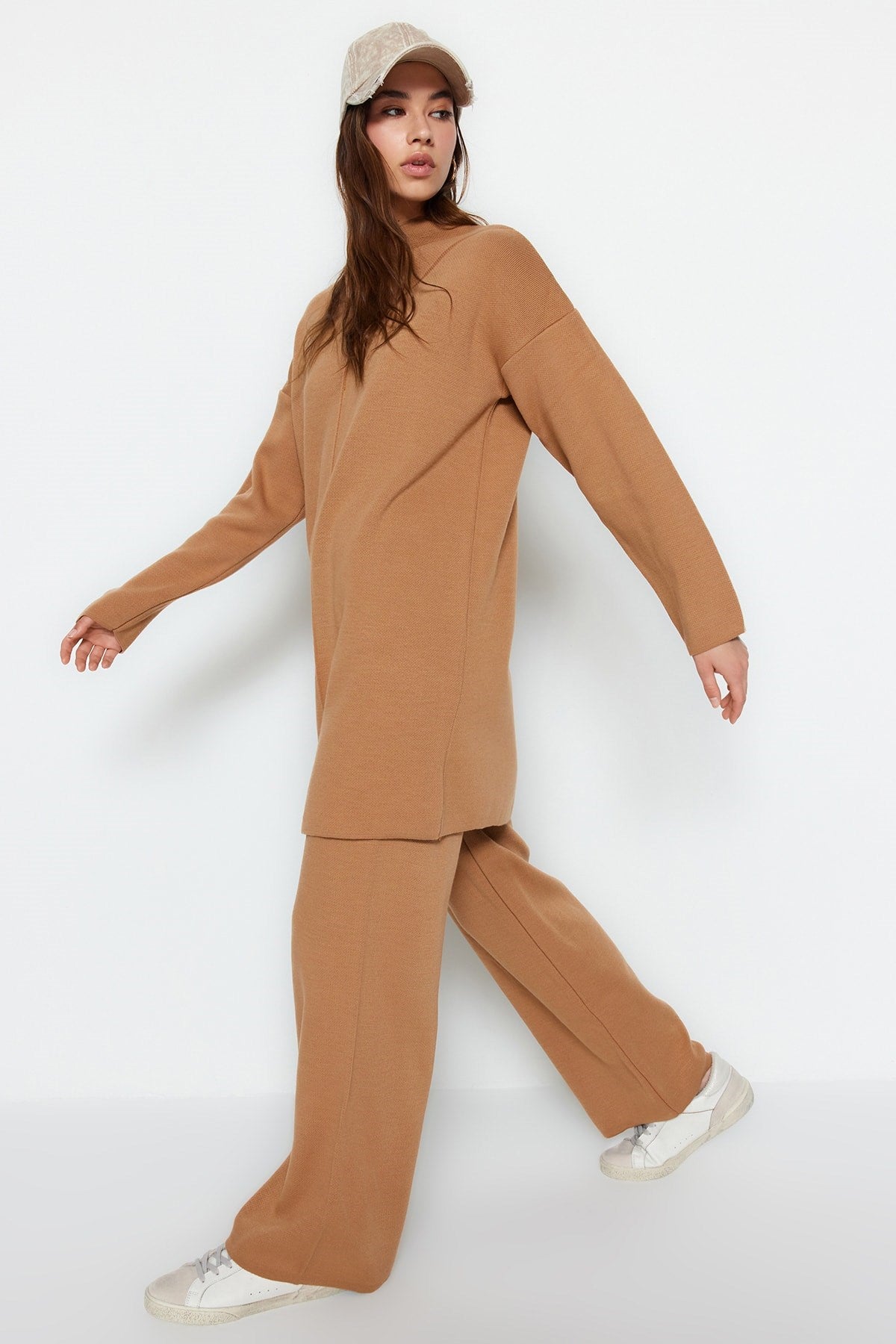 Camel Knitwear Sweater-pants Bottom-top Suit Tctaw24us00019