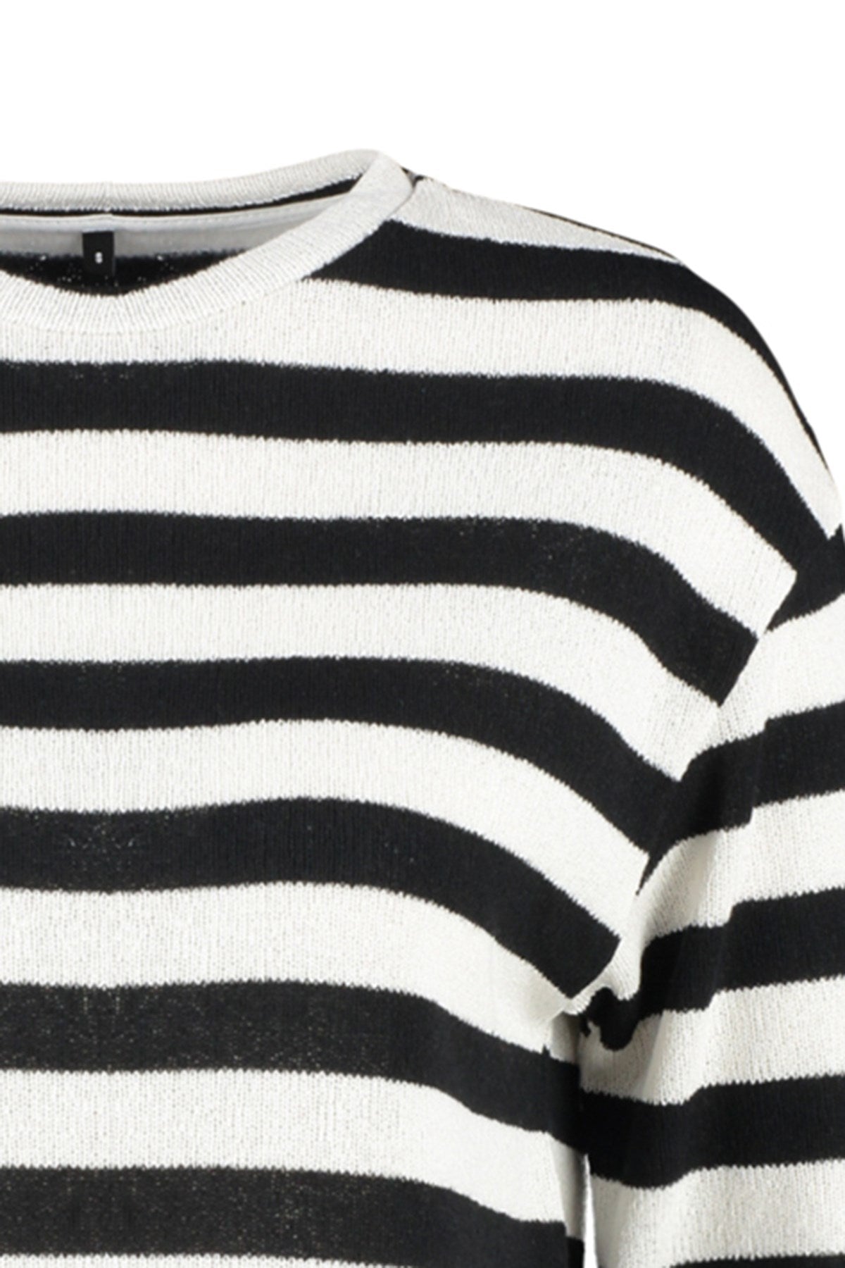 Black Striped Knitwear Look Crew Neck Crop Blouse Twoaw24bz00380