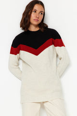 Black Ecru Color Block Striped Knitwear Sweater Tctaw24ak00154