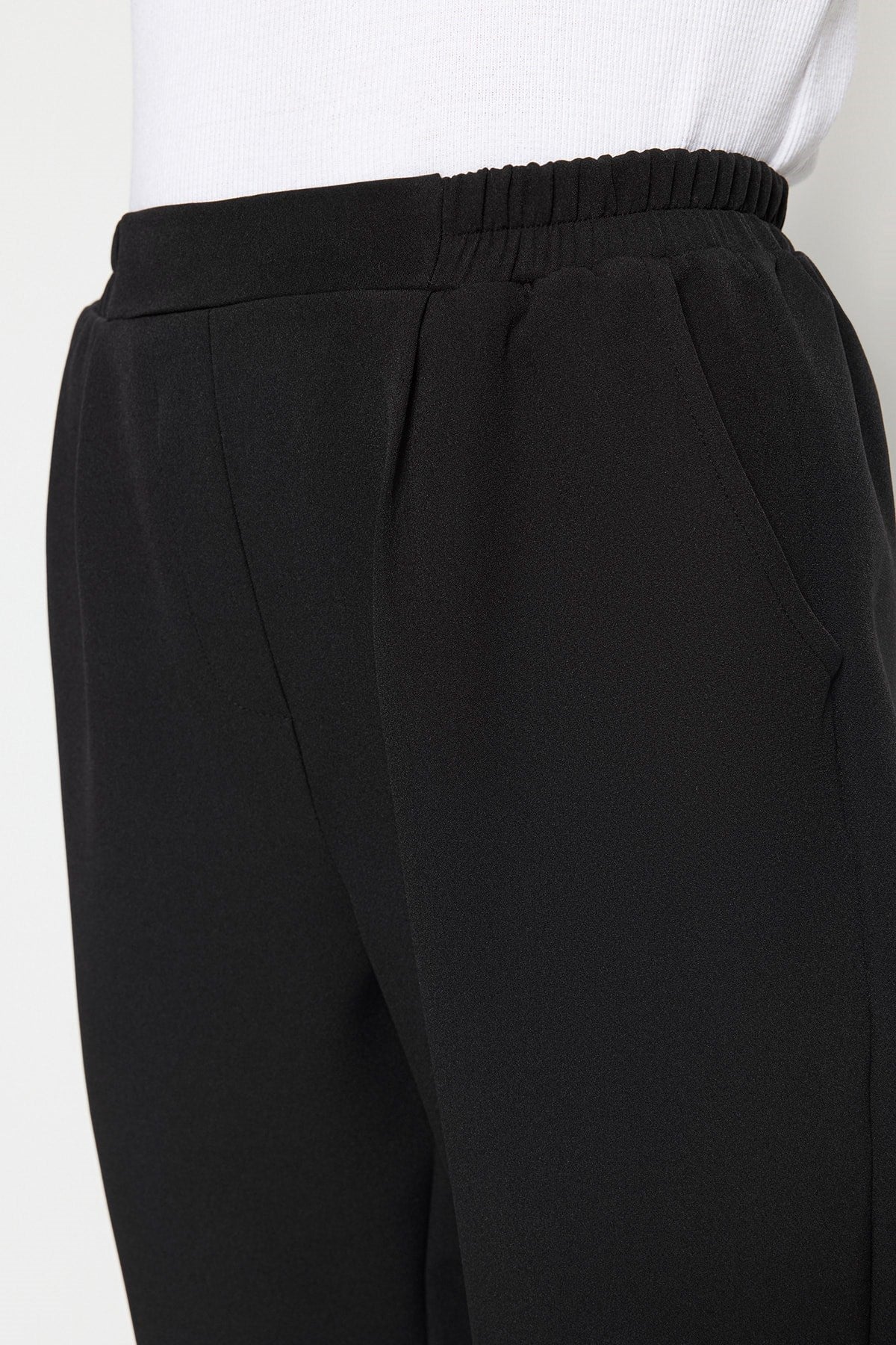 Black Pocket Detailed Waist Elastic Woven Pants Tctss23tp00008