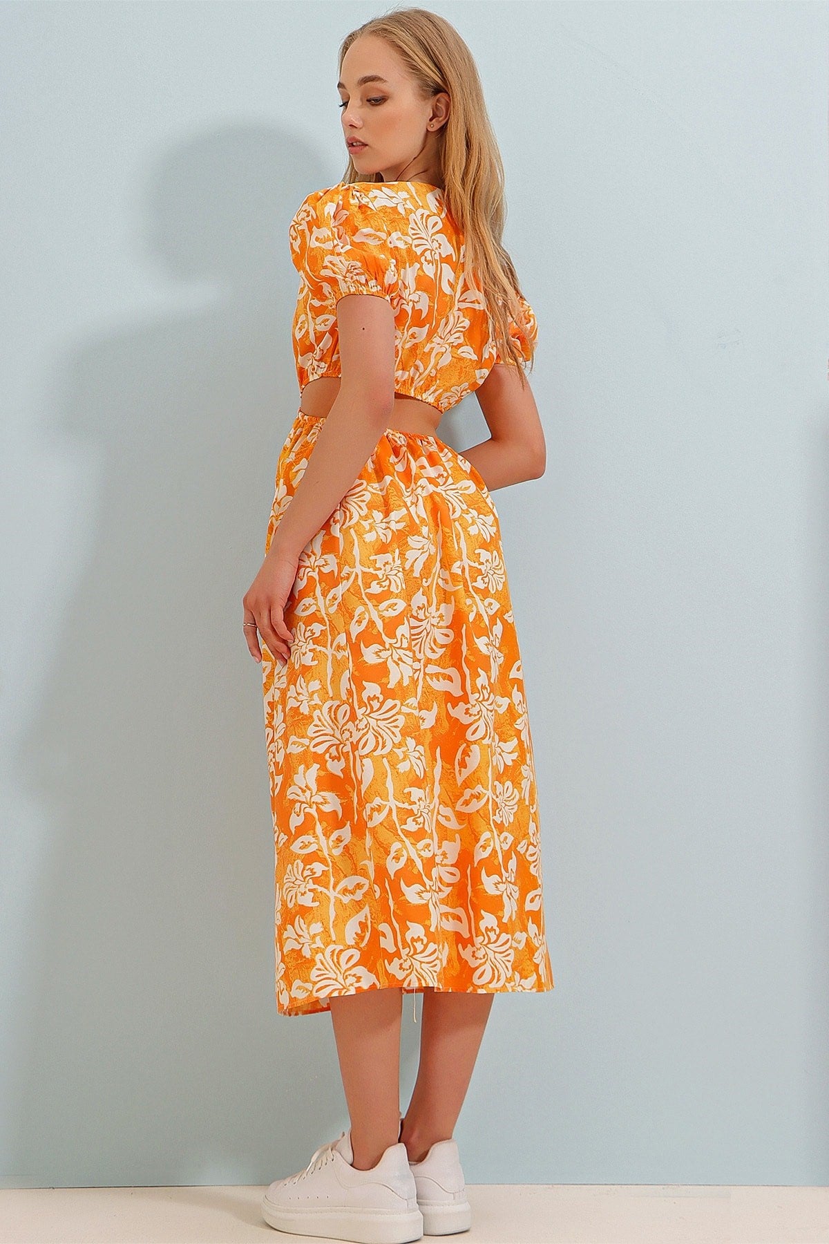 Women's Orange V Neck Princess Sleeve Waist Neckline Floral Pattern Midiboy Poplin Dress Alc-x8579