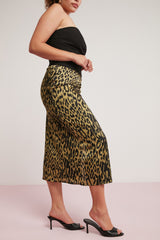 Jena Women Plus Size Bubble Satin Look Drape Detailed Slit Midi Leopard Print Dress Jena01072023