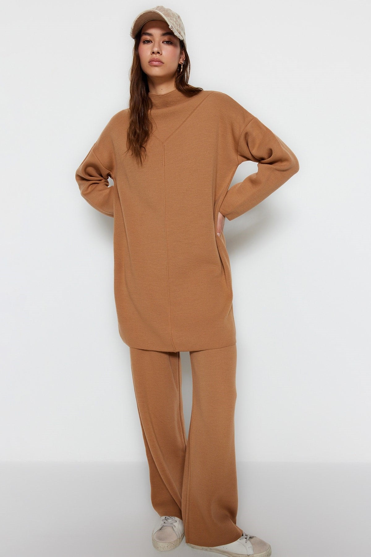 Camel Knitwear Sweater-pants Bottom-top Suit Tctaw24us00019