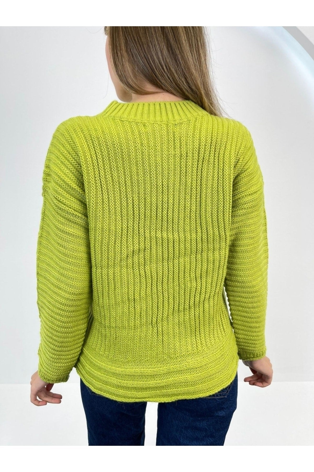 Green Hair Braided Knit Sweater 24099