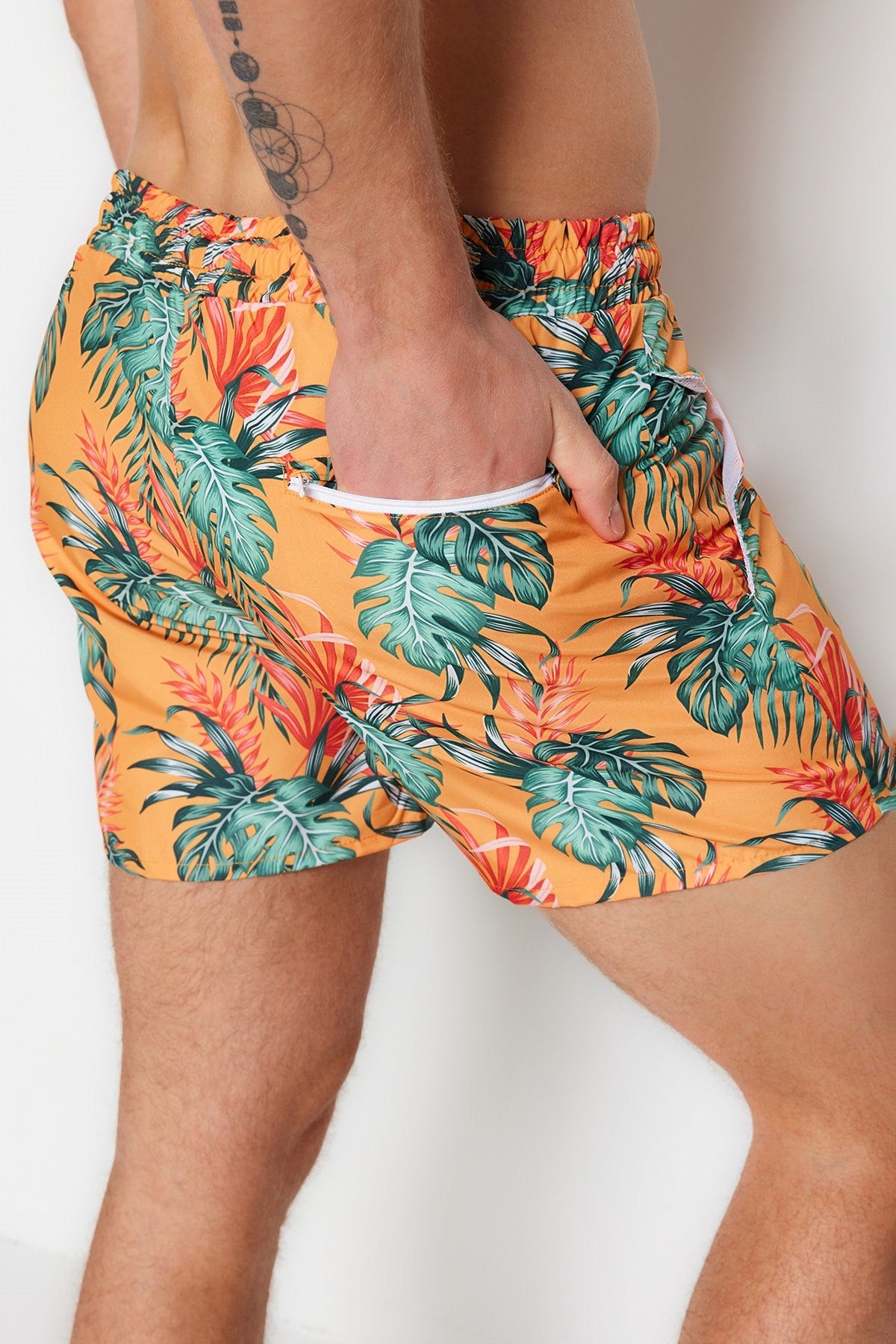 Orange Mens Standard Size Tropical Printed Swimsuit Marine Shorts Tmnss23ds00020