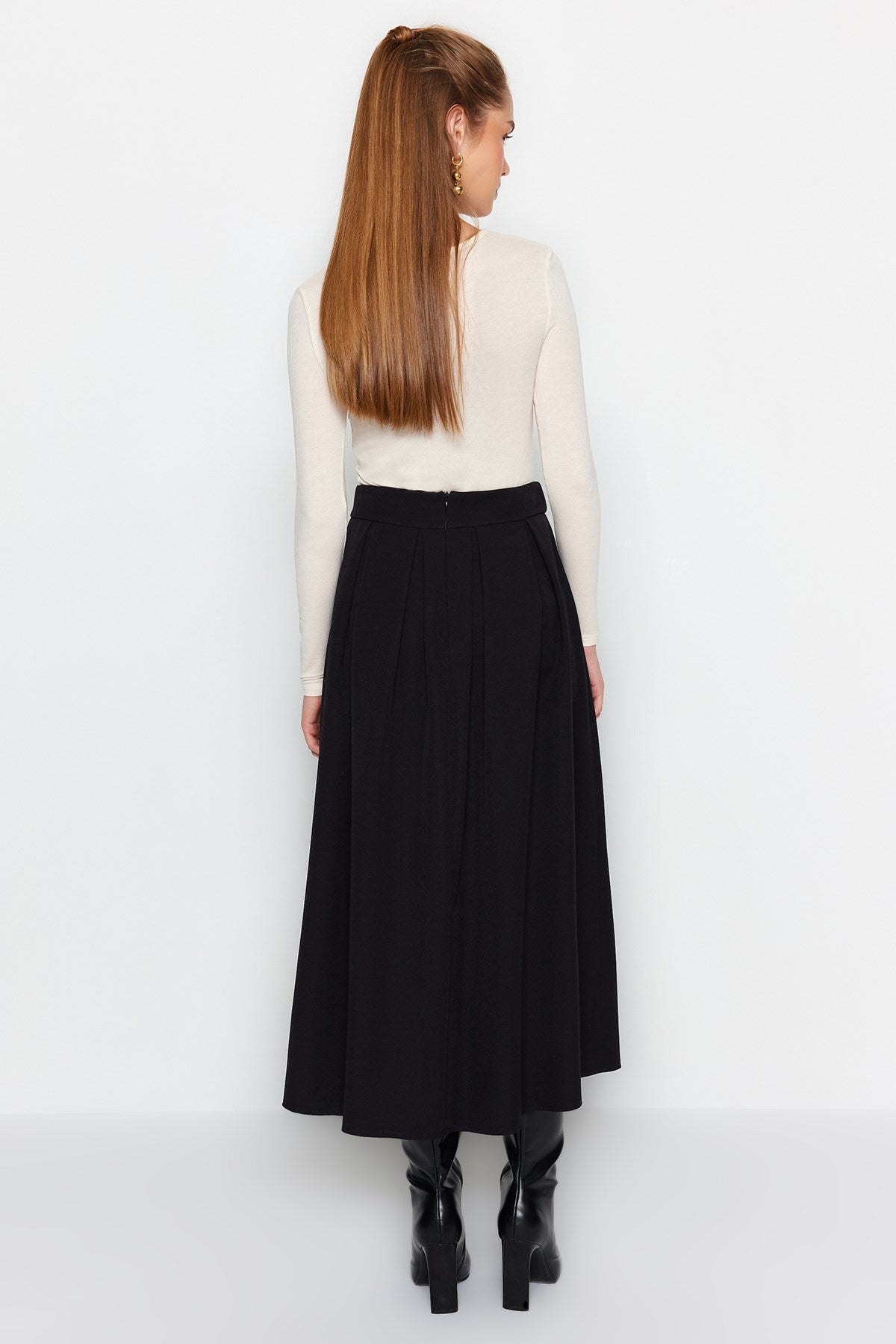 Black Pleated Woven Skirt Tctaw24ee00011