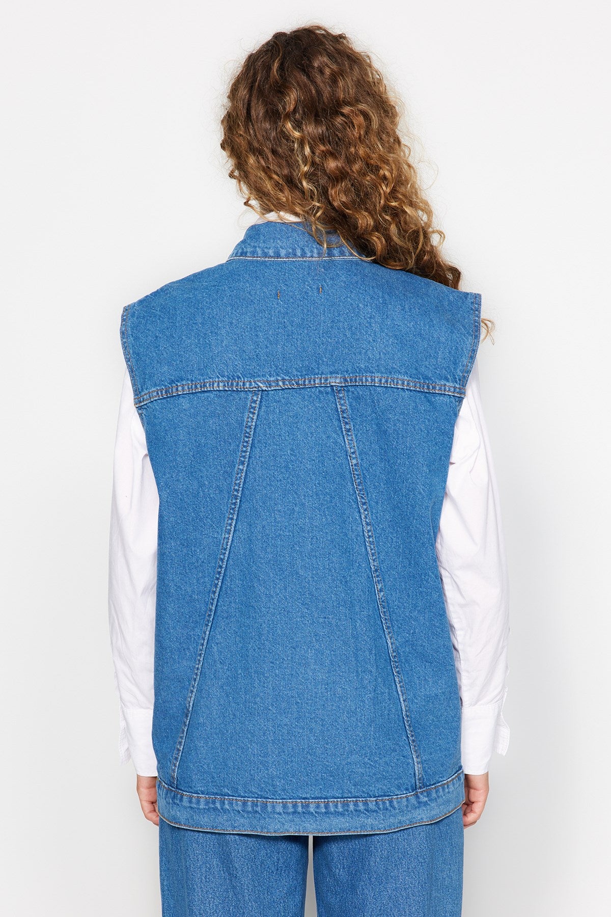 Blue Pocket Denim Vest Tctaw24yl00031