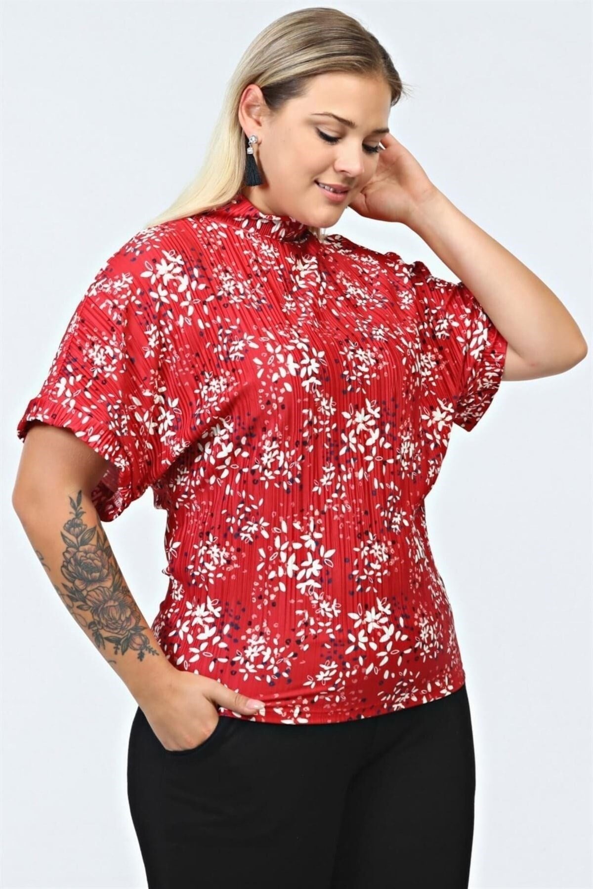 Floral Print Pleated Blouse With Stand Collar - Red Tyc00624854290