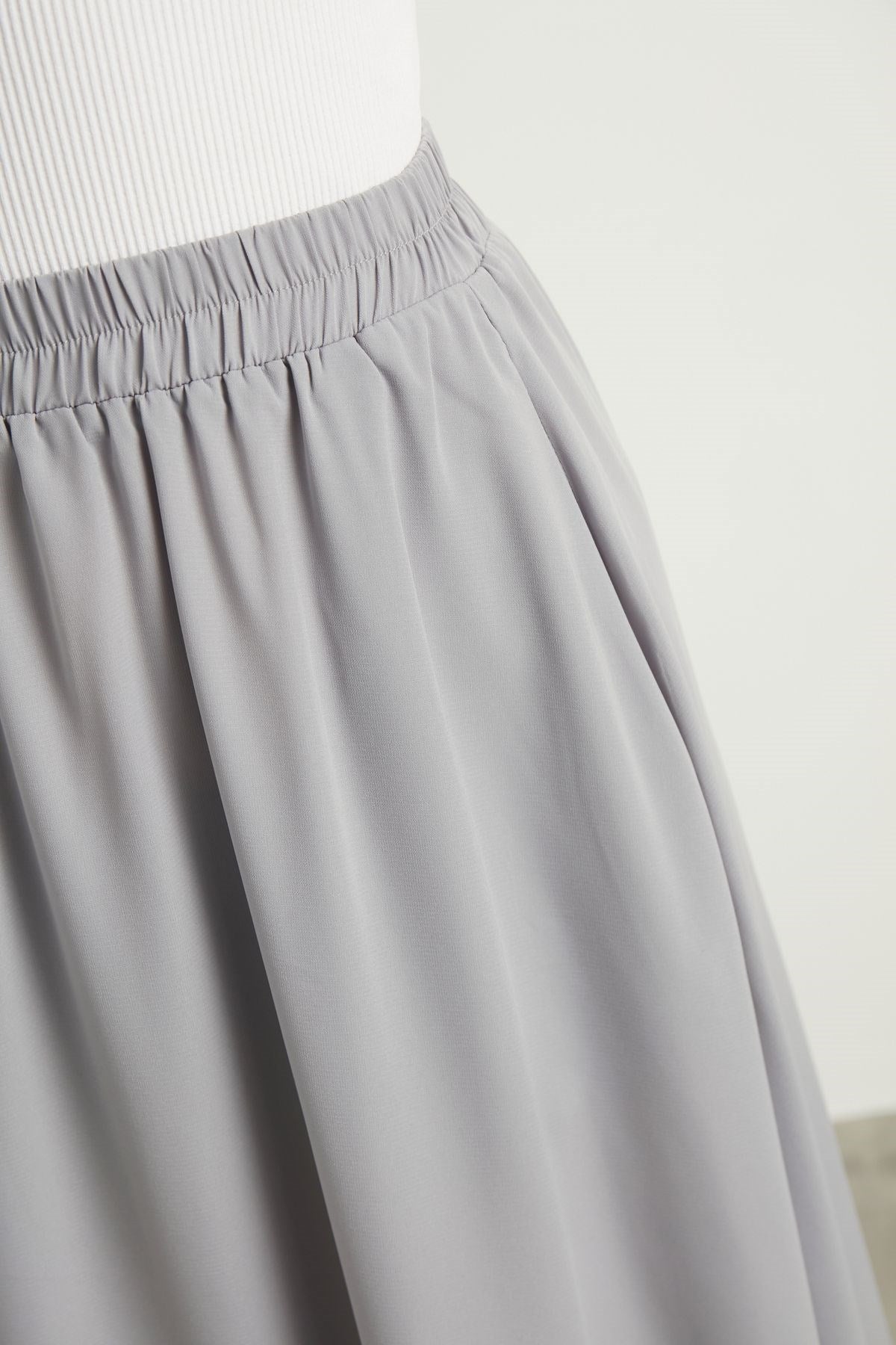 Gray Flared Skirt Brglbktset001