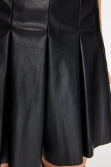 Black Pleated Faux Leather Shorts Skirt Tpraw24sr00000