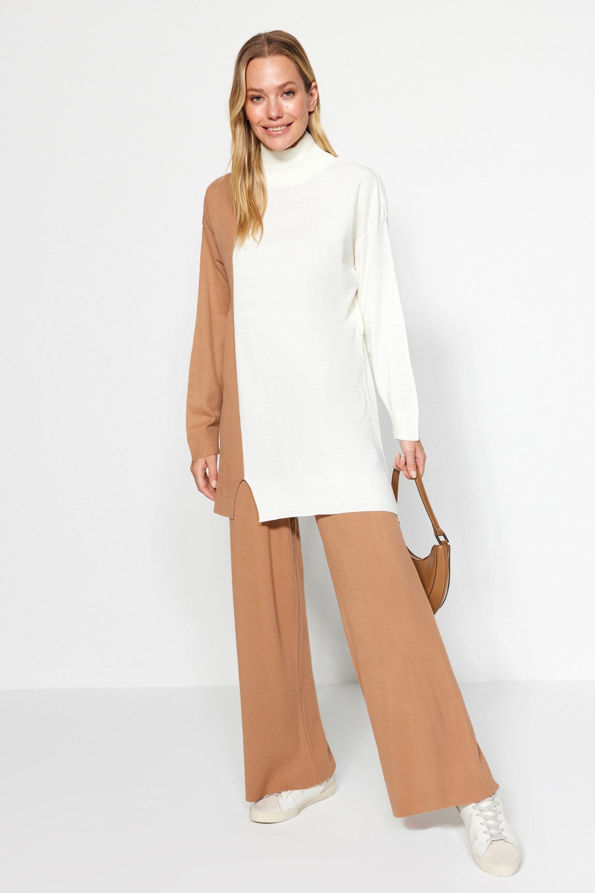 Camel Color Block Sweatshirt-pants Knitwear Bottom-top Suit Tctaw24us00059