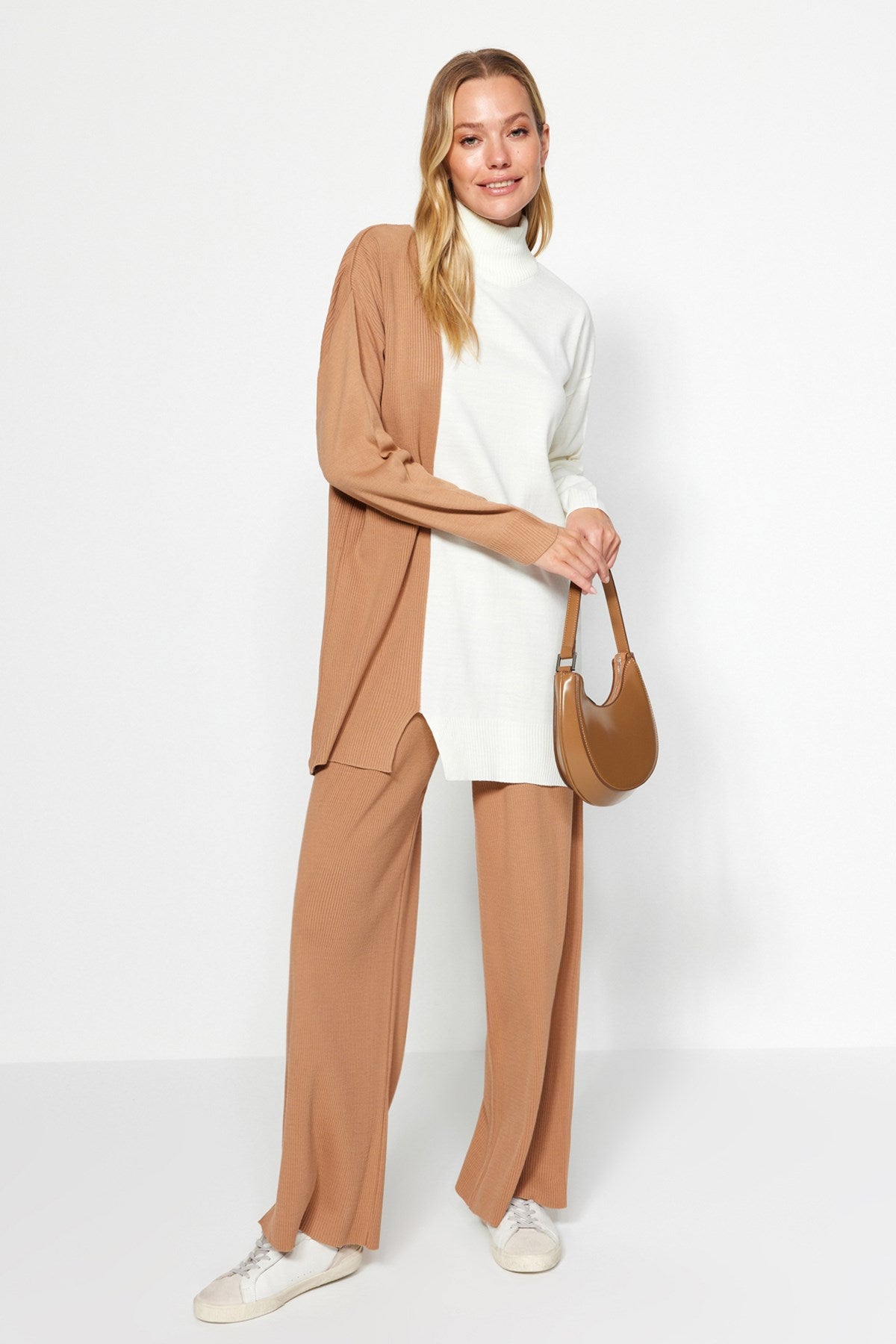 Camel Color Block Sweatshirt-pants Knitwear Bottom-top Suit Tctaw24us00059