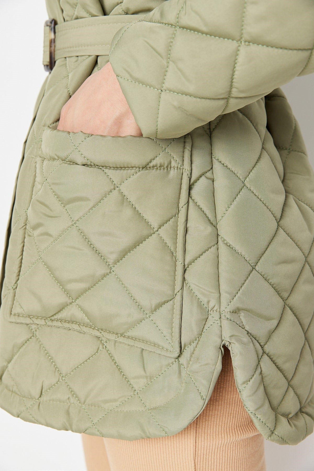 Green Oversize Belt Water Repellent Quilted Coat Twoaw23mo00170