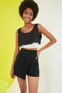 Black Asymmetric Closure Denim Shorts Skirt Twoss21sr0166