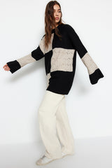 Black Open/perforated Color Block Knit Sweater Tctaw24ak00055